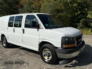 2018 GMC Savana Cargo Van with VIN 1GTW7AFG9J1902352, listed as a Copart auction lot 75693664 with 150,755 mi miles and Clean Title. Bid and sale history available at carsss.com. Image 1.