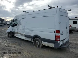 2013 Freightliner Sprinter with VIN WDYPE8CC2D5781458, listed as a Copart auction lot 80433514 with Not Provided miles and Salvage Title. Bid and sale history available at DreamBid. Image 2.