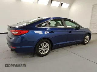 2017 Hyundai Sonata SE z VIN 5NPE24AF8HH481091, wystawiony jako Copart lot #57140915 z przebiegiem 71 033 mil mil oraz Czysty tytuł • Clean title. Historia ofert i sprzedaży dostępna na DreamBid. Obrazek 3.