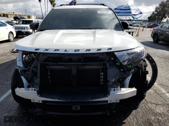 2022 Ford Explorer ST-Line with VIN 1FMSK7KH5NGB08459, listed as a Copart auction lot 44823395 with 48,305 mi miles and Salvage Title. Bid and sale history available at carsss.com. Image 5.