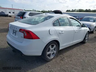 2012 Volvo S60 T5 with VIN YV1622FS6C2053118, listed as a IAAI auction lot 41934340 with 156,375 mi miles. Bid and sale history available at carsss.com. Image 4.