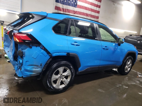 2019 Toyota RAV4 XLE with VIN JTMP1RFVXKD011571, listed as a Copart auction lot 89066895 with 81,955 mi miles and Salvage Title. Bid and sale history available at DreamBid. Image 3.