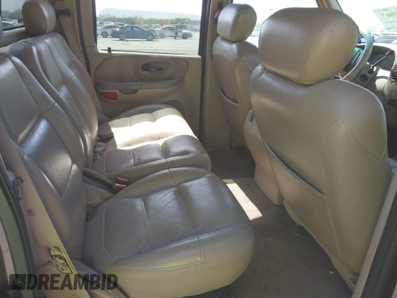 2003 Ford F-150 XLT with VIN 1FTRW07L53KC01651, listed as a IAAI auction lot 41827007 with 233,842 mi miles and . Bid and sale history available at DreamBid. Image 8.