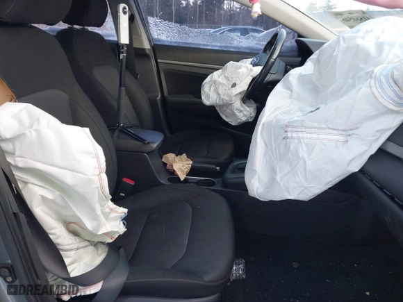 2018 Hyundai Elantra Value Edition with VIN KMHD84LF0JU511862, listed as a IAAI auction lot 41560546 with 121,937 mi miles. Bid and sale history available at carsss.com. Image 5.