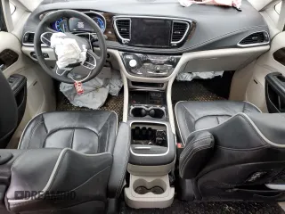 2023 Chrysler Pacifica Hybrid Limited with VIN 2C4RC1S72PR506489, listed as a Copart auction lot 44193625 with 48,433 mi miles and Salvage title. Bid and sale history available at DreamBid. Image 8.