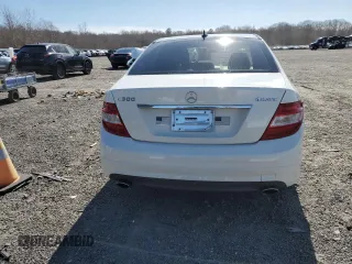 2011 Mercedes-Benz C 300 Sport with VIN WDDGF8BB8BR185395, listed as a Copart auction lot 47093435 with 137,621 mi miles and Clean title. Bid and sale history available at DreamBid. Image 6.