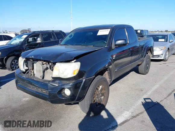 2007 Toyota Tacoma PreRunner with VIN 5TETU62NX7Z337556, listed as a IAAI auction lot 41664640 with 196,171 mi miles. Bid and sale history available at carsss.com. Image 2.