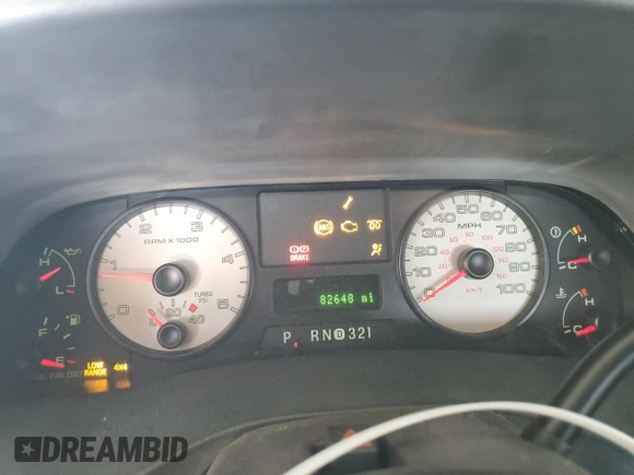 2006 Ford F-250 XL with VIN 1FTSX21P66ED77035, listed as a Copart auction lot 57294285 with 82,648 mi miles and Salvage title. Bid and sale history available at DreamBid. Image 9.