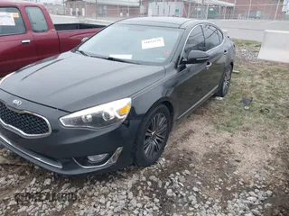 2016 Kia Cadenza Premium with VIN KNALN4D71G5213661, listed as a IAAI auction lot 41652230 with 160,158 mi miles and . Bid and sale history available at DreamBid. Image 2.