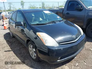 2009 Toyota Prius with VIN JTDKB20U793501299, listed as a IAAI auction lot 42133089 with 371,528 mi miles and . Bid and sale history available at DreamBid. Image 1.