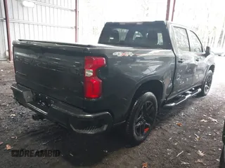2021 Chevrolet Silverado 1500 RST with VIN 1GCUYEED7MZ390633, listed as a IAAI auction lot 41798156 with 49,277 mi miles. Bid and sale history available at carsss.com. Image 4.