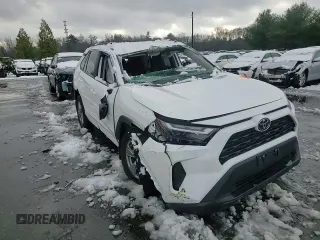 2024 Toyota RAV4 XLE with VIN 2T3P1RFV6RC394956, listed as a Copart auction lot 83680814 with 14,225 mi miles and Salvage Title. Bid and sale history available at DreamBid. Image 11.