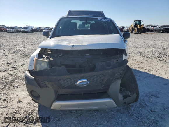 2015 Nissan Xterra S with VIN 5N1AN0NU8FN654558, listed as a Copart auction lot 84095684 with 232,450 mi miles and Clean Title. Bid and sale history available at DreamBid. Image 5.
