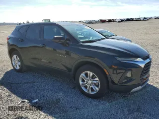 2020 Chevrolet Blazer LT with VIN 3GNKBCRS4LS606396, listed as a Copart auction lot 50106225 with 45,299 mi miles and Salvage title. Bid and sale history available at DreamBid. Image 4.
