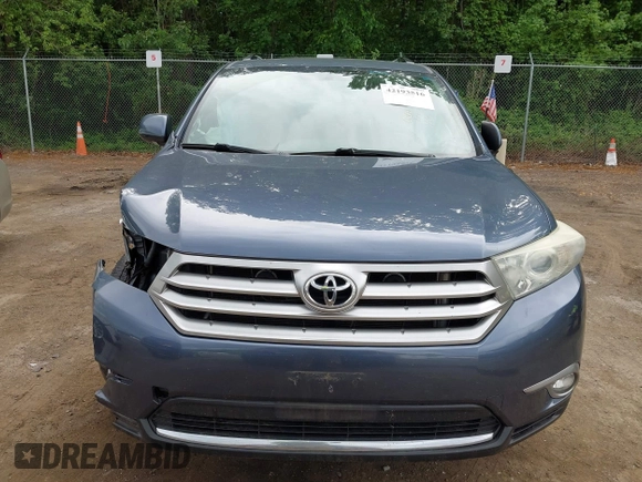 2013 Toyota Highlander Limited z VIN 5TDDK3EH9DS203161, wystawiony jako IAAI lot #42193516 z przebiegiem 194 352 mil mil oraz . Historia ofert i sprzedaży dostępna na DreamBid. Obrazek 12.