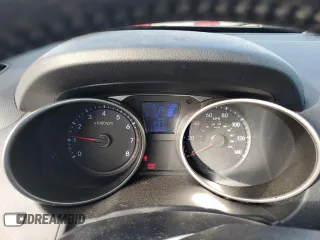 2011 Hyundai Tucson Limited with VIN KM8JUCAC1BU204459, listed as a Copart auction lot 46502895 with 110,654 mi miles and Salvage Title. Bid and sale history available at DreamBid. Image 9.