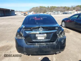 2015 Nissan Altima SV with VIN 1N4AL3AP2FC120162, listed as a IAAI auction lot 41576233 with 244,820 mi miles and . Bid and sale history available at carsss.com. Image 6.