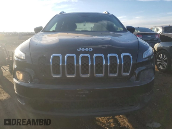 2015 Jeep Cherokee Latitude with VIN 1C4PJMCB8FW734732, listed as a Copart auction lot 43837355 with 132,097 mi miles and Salvage Title. Bid and sale history available at carsss.com. Image 5.