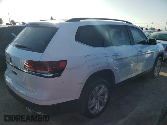 2022 Volkswagen Atlas SE with VIN 1V2JP2CA5NC533160, listed as a Copart auction lot 78909884 with 30,344 mi miles and Non repairable. Bid and sale history available at DreamBid. Image 3.