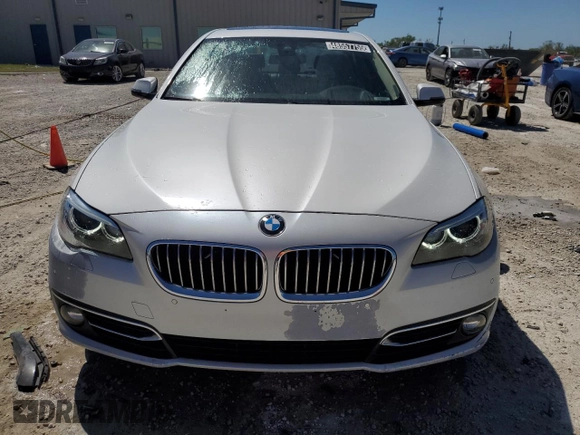2015 BMW 5 Series 535i with VIN WBA5B1C54FG125819, listed as a Copart auction lot 48557755 with 85,106 mi miles and Clean Title. Bid and sale history available at carsss.com. Image 5.