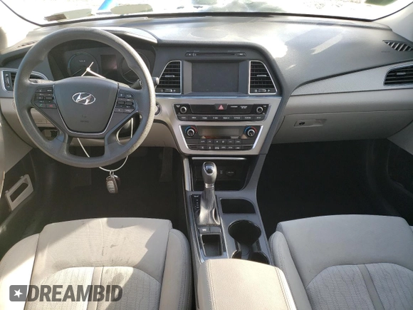 2017 Hyundai Sonata Hybrid SE with VIN KMHE24L19HA059528, listed as a Copart auction lot 72853222 with 0 mi miles. Bid and sale history available at carsss.com. Image 8.