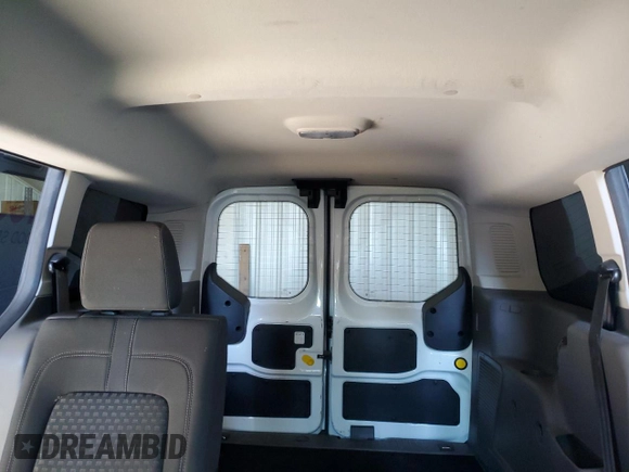2020 Ford Transit Connect XLT z VIN NM0GS9F27L1465814, wystawiony jako Copart lot #77323984 z przebiegiem 111 727 mil mil oraz Czysty tytuł • Clean title. Historia ofert i sprzedaży dostępna na DreamBid. Obrazek 10.