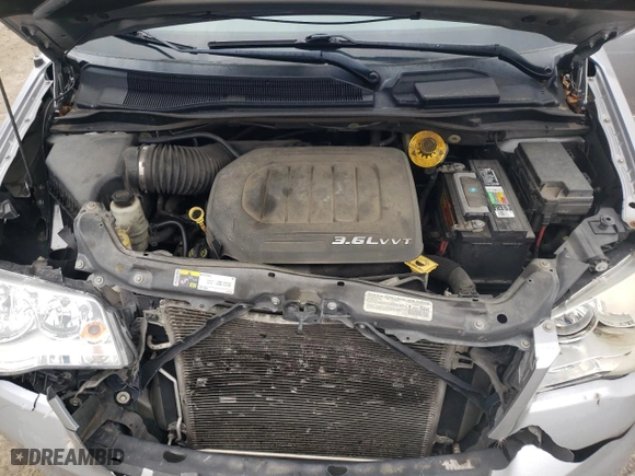 2014 Chrysler Town & Country Touring with VIN 2C4RC1BG5ER210945, listed as a Copart auction lot 43519385 with 215,060 mi miles and Salvage Title. Bid and sale history available at carsss.com. Image 12.