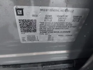 2019 Chevrolet Traverse LT Cloth with VIN 1GNEVGKW1KJ135509, listed as a IAAI auction lot 41283639 with 77,327 mi miles. Bid and sale history available at carsss.com. Image 9.