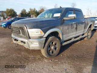 2015 Ram 2500 Laramie с VIN 3C6UR5FL9FG539203, выставлен на аукционе IAAI как лот 41441571 с пробегом 213 481 миль миль и . История ставок и продаж доступна на DreamBid. Изображение 17.