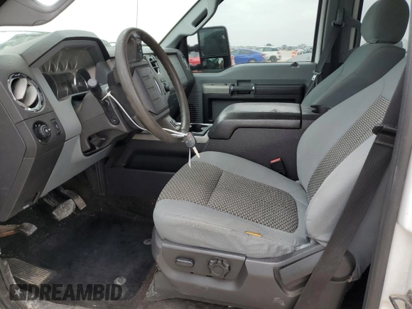 2013 Ford F-350 XL z VIN 1FT8W3DT5DEA84686, wystawiony jako Copart lot #51480565 z przebiegiem 267 966 mil mil oraz Szkoda całkowita • Salvage title. Historia ofert i sprzedaży dostępna na DreamBid. Obrazek 7.