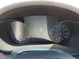 2017 Kia Optima LX z VIN 5XXGT4L33HG155090, wystawiony jako Copart lot #52758275 z przebiegiem 126 596 mil mil oraz Szkoda całkowita • Salvage title. Historia ofert i sprzedaży dostępna na DreamBid. Obrazek 9.