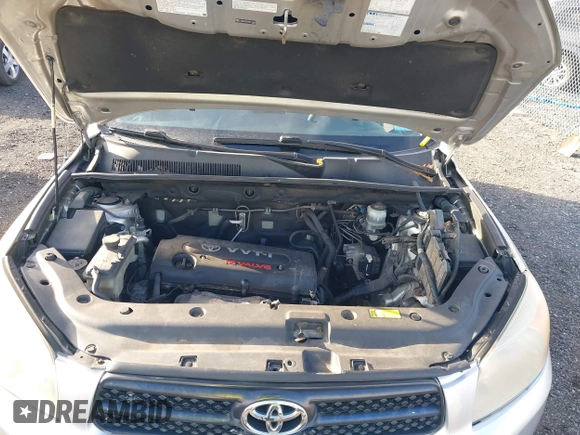 2008 Toyota RAV4 with VIN JTMBD33V686071430, listed as a IAAI auction lot 41627561 with 157,370 mi miles. Bid and sale history available at carsss.com. Image 10.