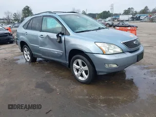 2006 Lexus RX 330 with VIN 2T2HA31U26C096663, listed as a IAAI auction lot 41677102 with 227,739 mi miles. Bid and sale history available at carsss.com. Image 1.