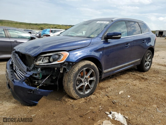 2015 Volvo XC60 T6 Platinum with VIN YV4902RV1F2718054, listed as a Copart auction lot 51828315 with 56,057 mi miles and Clean Title. Bid and sale history available at carsss.com. Image 1.