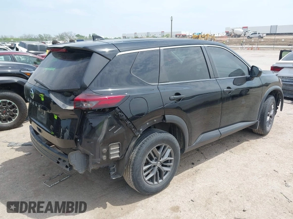 2021 Nissan Rogue S z VIN 5N1AT3AA6MC687652, wystawiony jako IAAI lot #42061135 z przebiegiem 115 410 mil mil oraz . Historia ofert i sprzedaży dostępna na DreamBid. Obrazek 4.