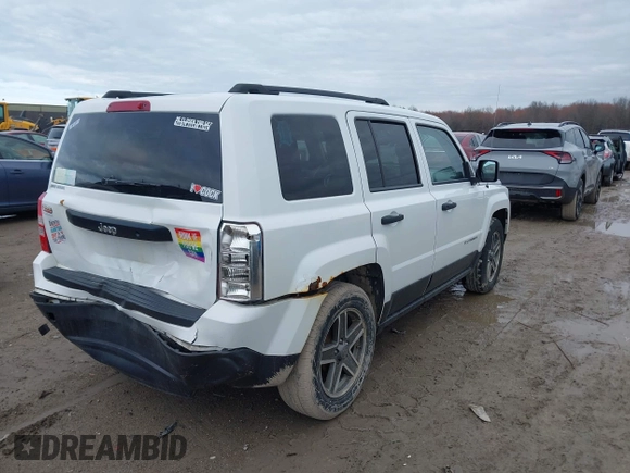 2014 Jeep Patriot Sport with VIN 1C4NJPBA1ED798347, listed as a IAAI auction lot 41902508 with 133,138 mi miles. Bid and sale history available at carsss.com. Image 4.