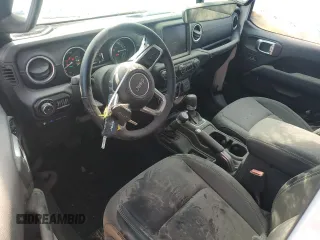2022 Jeep Wrangler Unlimited Rubicon with VIN 1C4JJXR63NW206144, listed as a Copart auction lot 47234895 with 5,876 mi miles and Salvage title. Bid and sale history available at DreamBid. Image 8.