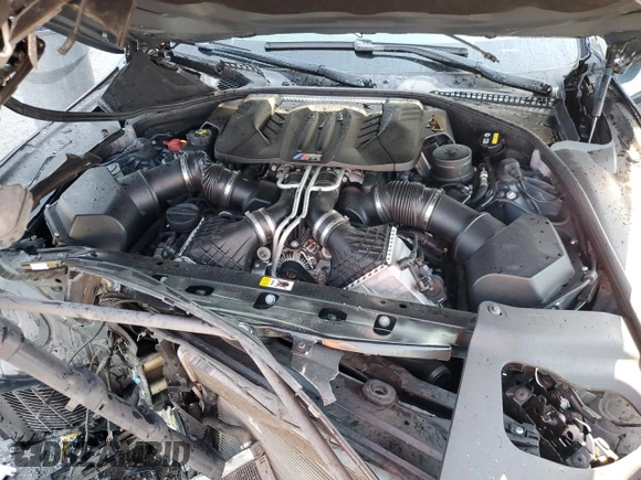 2015 BMW M6 z VIN WBSLX9C59FD160716, wystawiony jako Copart lot #47144925 z przebiegiem 55 535 mil mil oraz Szkody całkowita. Historia ofert i sprzedaży dostępna na DreamBid. Obrazek 11.