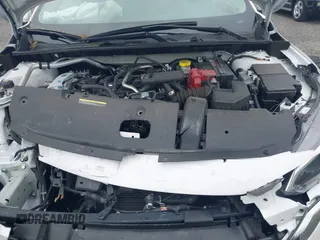 2024 Nissan Sentra S z VIN 3N1AB8BV4RY272627, wystawiony jako IAAI lot #41966596 z przebiegiem 32 827 mil mil oraz . Historia ofert i sprzedaży dostępna na DreamBid. Obrazek 10.