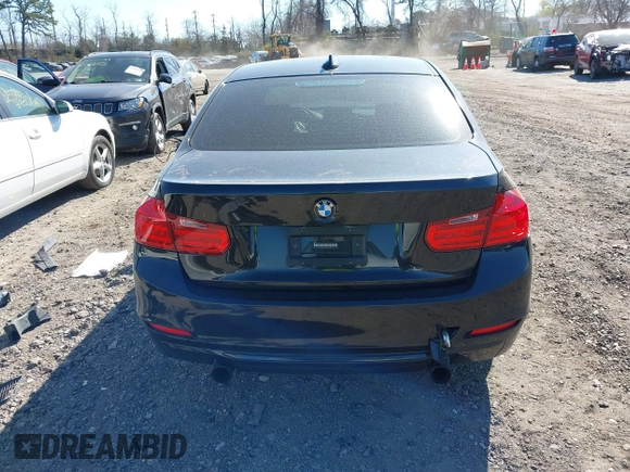 2012 BMW 3 Series 335i z VIN WBA3A9G51CNN67676, wystawiony jako IAAI lot #42018634 z przebiegiem 62 330 mil mil oraz . Historia ofert i sprzedaży dostępna na DreamBid. Obrazek 16.