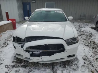 2013 Dodge Charger RT with VIN 2C3CDXDT5DH673399, listed as a Copart auction lot 82433364 with 184,376 mi miles and Clean Title. Bid and sale history available at carsss.com. Image 5.
