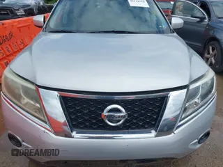 2014 Nissan Pathfinder SV with VIN 5N1AR2MM7EC630151, listed as a IAAI auction lot 42118516 with 165,431 mi miles. Bid and sale history available at carsss.com. Image 6.