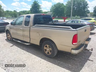 1999 Ford F-150 XL z VIN 1FTRX17LXXNB88516, wystawiony jako IAAI lot #42400493 z przebiegiem 254 085 mil mil oraz . Historia ofert i sprzedaży dostępna na DreamBid. Obrazek 3.