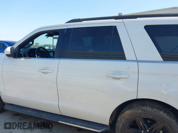 2021 Ford Expedition XLT z VIN 1FMJU1HT7MEA33224, wystawiony jako IAAI lot #41588947 z przebiegiem 38 944 mil mil oraz . Historia ofert i sprzedaży dostępna na DreamBid. Obrazek 15.