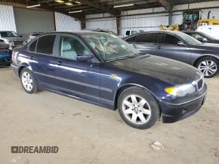 2002 BMW 3 Series 325i with VIN WBAET37452NG79633, listed as a Copart auction lot 44743375 with 118,710 mi miles and Clean Title. Bid and sale history available at carsss.com. Image 4.