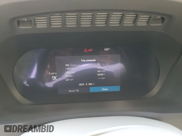 2025 Volvo XC90 Plus with VIN YV4062PEXS1335353, listed as a Copart auction lot 62698635 with 3,168 mi miles and Salvage title. Bid and sale history available at DreamBid. Image 9.