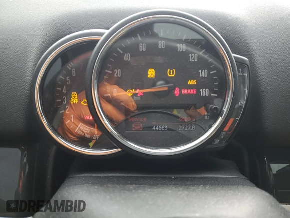 2020 MINI Countryman Cooper S with VIN WMZYX1C09L3L66767, listed as a Copart auction lot 47923355 with 44,663 mi miles and Salvage title. Bid and sale history available at DreamBid. Image 9.