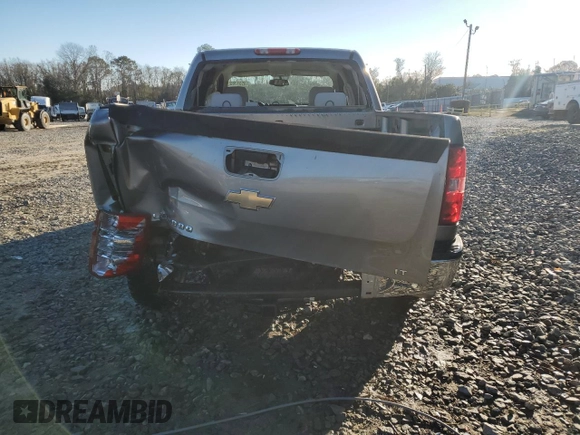 2007 Chevrolet Silverado 1500 LT w/1LT with VIN 2GCEC13J771554139, listed as a Copart auction lot 89317805 with 232,226 mi miles and Salvage Title. Bid and sale history available at carsss.com. Image 6.