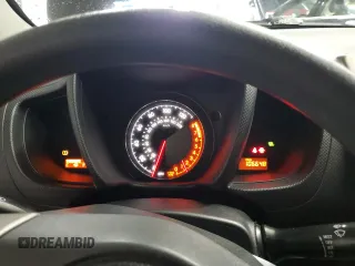 2012 Scion xD z VIN JTKKU4B43C1026426, wystawiony jako Copart lot #55339955 z przebiegiem 106 648 mil mil oraz Szkoda całkowita • Salvage title. Historia ofert i sprzedaży dostępna na DreamBid. Obrazek 9.