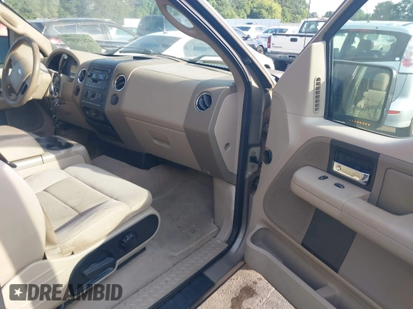 2004 Ford F-150 XL with VIN 1FTPX12544NB78463, listed as a IAAI auction lot 42441805 with 312,025 mi miles and . Bid and sale history available at DreamBid. Image 5.